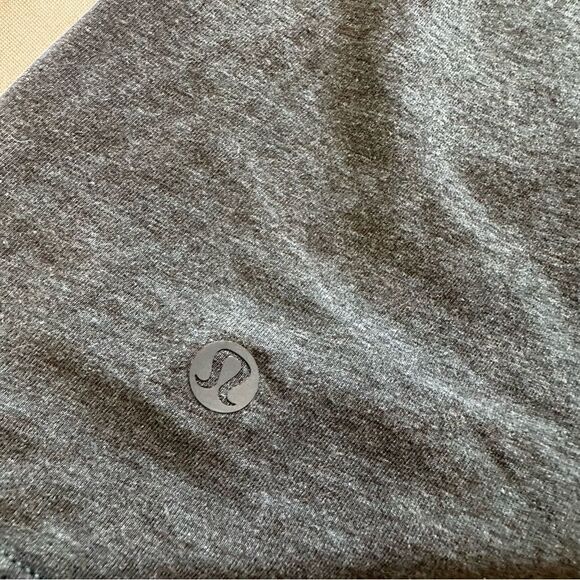 lululemon Crescent Tank twisted knot front size 2 - Picture 9 of 9